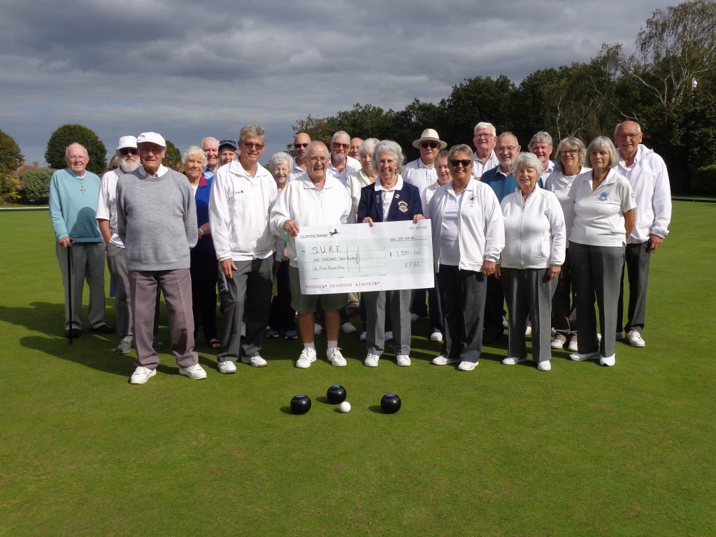 Victoria Park Bowling Club cheque for SURE
